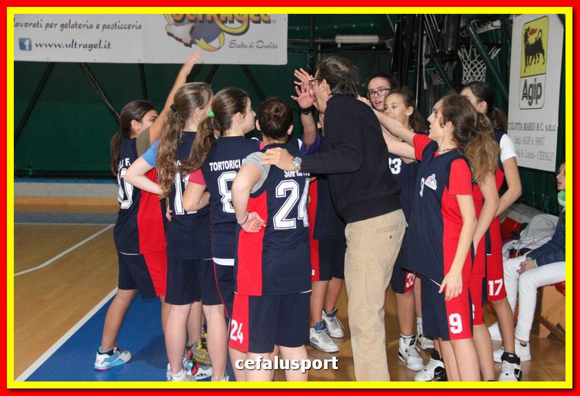150228 Basket_U13F 051_tn.jpg